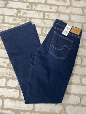 Levi's Women’s Dark Indigo Bootcut Jeans